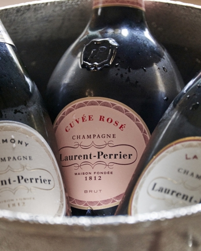 Gallery Fullscreen Image 1 – 22