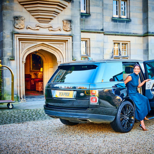 Hotel chaffuer driven car 