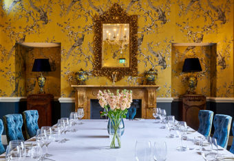 Sapphire Table Set 02 640X640